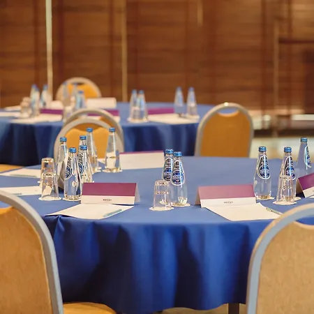 Mercure Centrum Hotell 4*