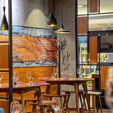 Mercure Centrum Ξενοδοχείο 4*