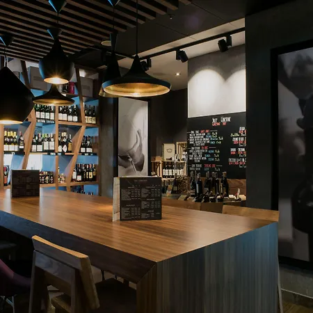Отель Mercure Centrum 4*
