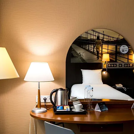 Отель Mercure Centrum 4*